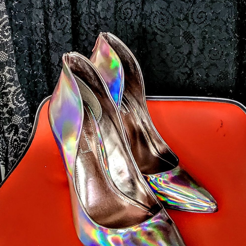 BCBGEneration Iridescent High Back Zipper Heels, Sz. 9